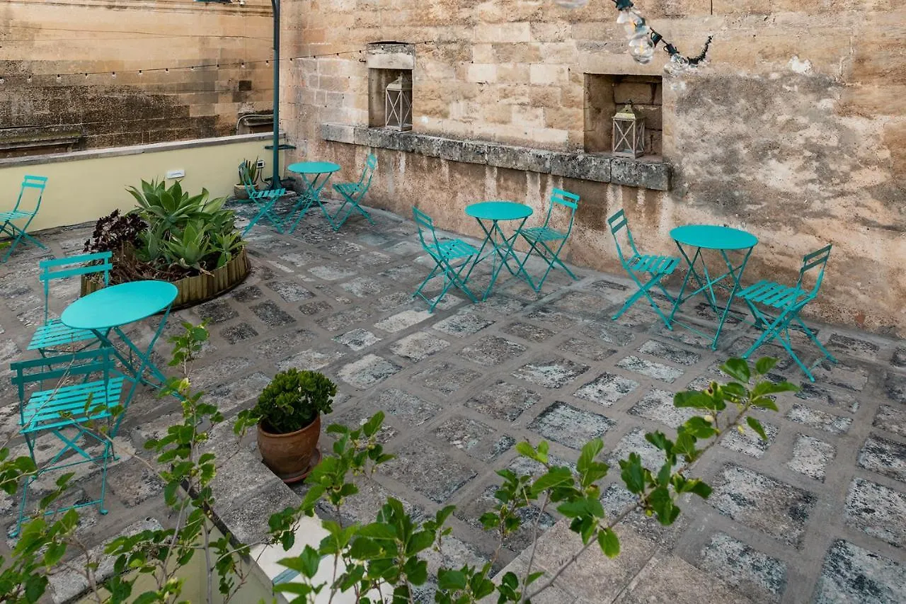 Damasa Rooms Lecce 0*,  Italia