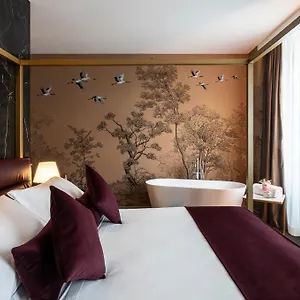 Duomo & 4*, Milan Italy